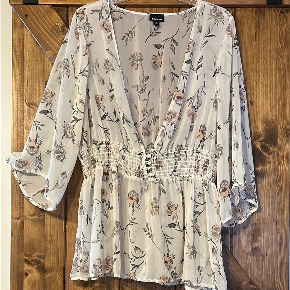 Torrid White Floral Blouse sz1